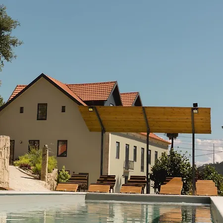 Quinta Dos Tojais Rural Hotel *