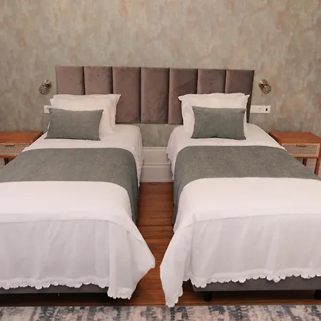 Quinta Dos Tojais Rural 3*