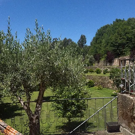 מלון Quinta Dos Tojais Rural סלוריקו דה באשטו